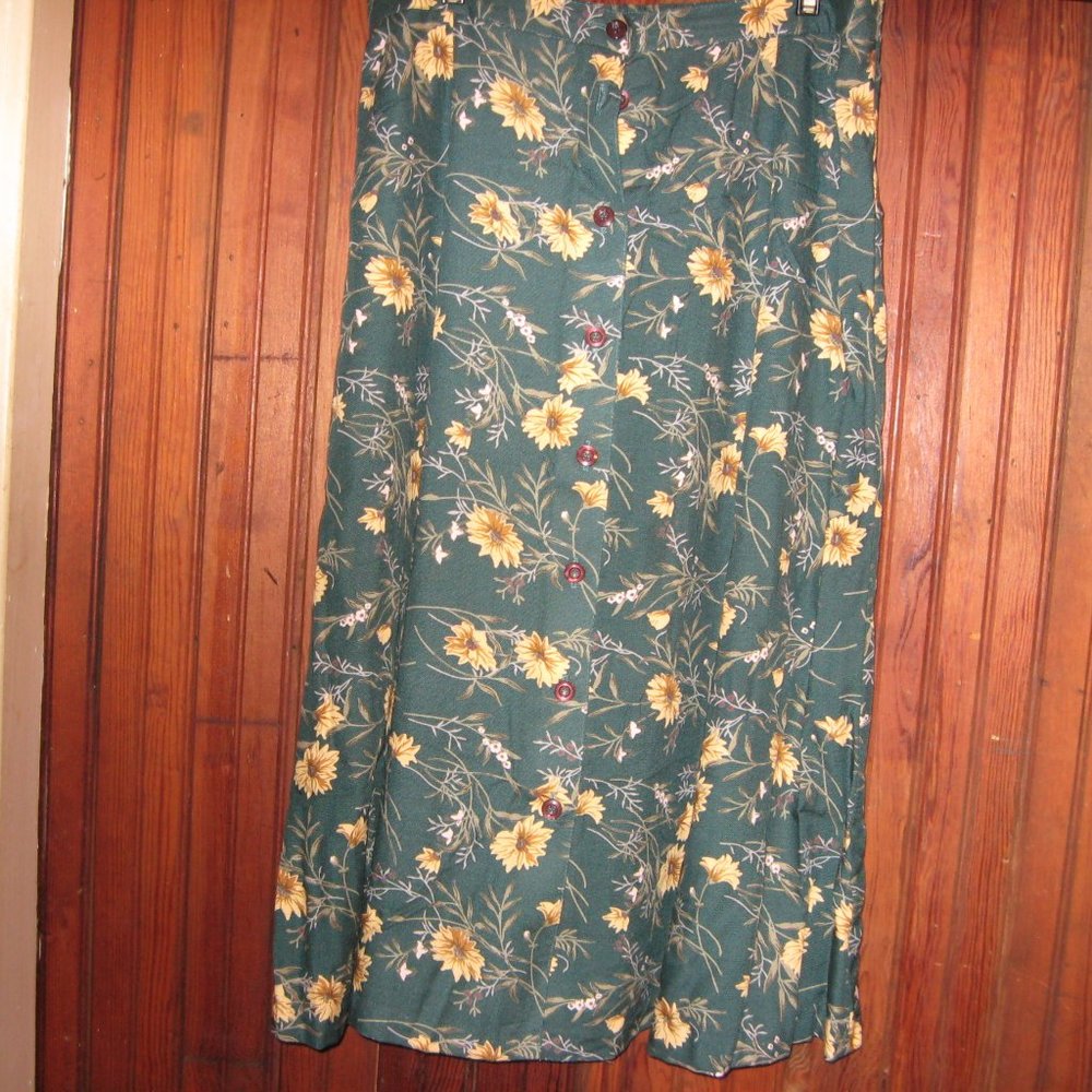Alfred Dunner, Size 16 Skirt